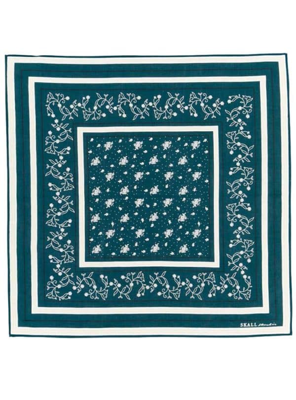Skall Studio Skall classic scarf 55x55 pine green